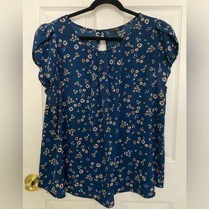 papermoon, blue floral blouse. size 1X